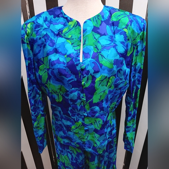 Adrianna Papell silk 2pc set - Picture 7 of 10